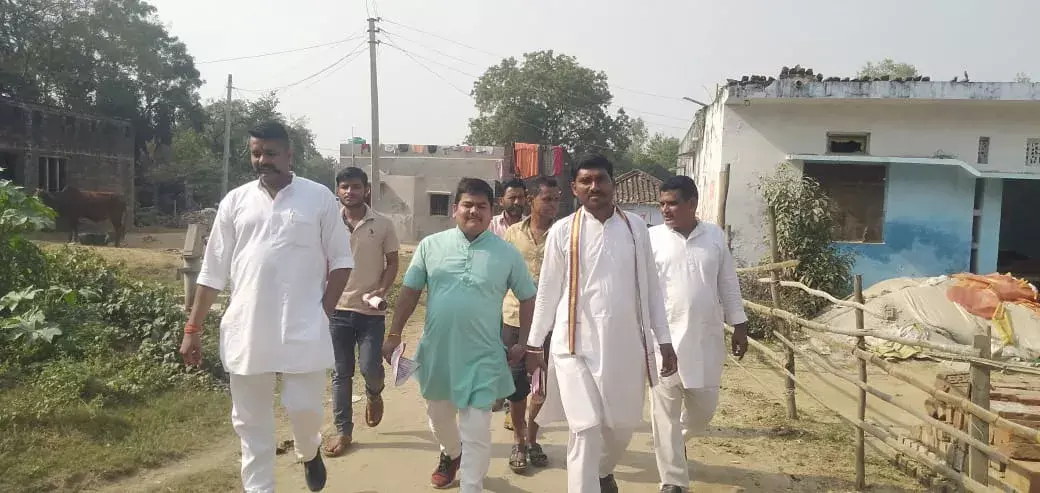 рдХрд╛рдВрдЧреНрд░реЗрд╕рд┐рдпреЛрдВ рдиреЗ рдЬрдирдЬрд╛рдЧрд░рдг рдЕрднрд┐рдпрд╛рди рдХреЗ рддрд╣рдд рдирд┐рдХрд╛рд▓реА рдкрджрдпрд╛рддреНрд░рд╛ рдХрд╛рдВрдЧреНрд░реЗрд╕рд┐рдпреЛрдВ рдиреЗ рдЬрдирдЬрд╛рдЧрд░рдг рдЕрднрд┐рдпрд╛рди рдХреЗ рддрд╣рдд рдирд┐рдХрд╛рд▓реА рдкрджрдпрд╛рддреНрд░рд╛