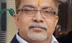 डॉ0 उमाशंकर वैश्य ने लिवर ट्रांसप्लांट की स्थित वाले मरीज को ठीक कर किया कमाल डॉ0 उमाशंकर वैश्य ने लिवर ट्रांसप्लांट की स्थित वाले मरीज को ठीक कर किया कमाल