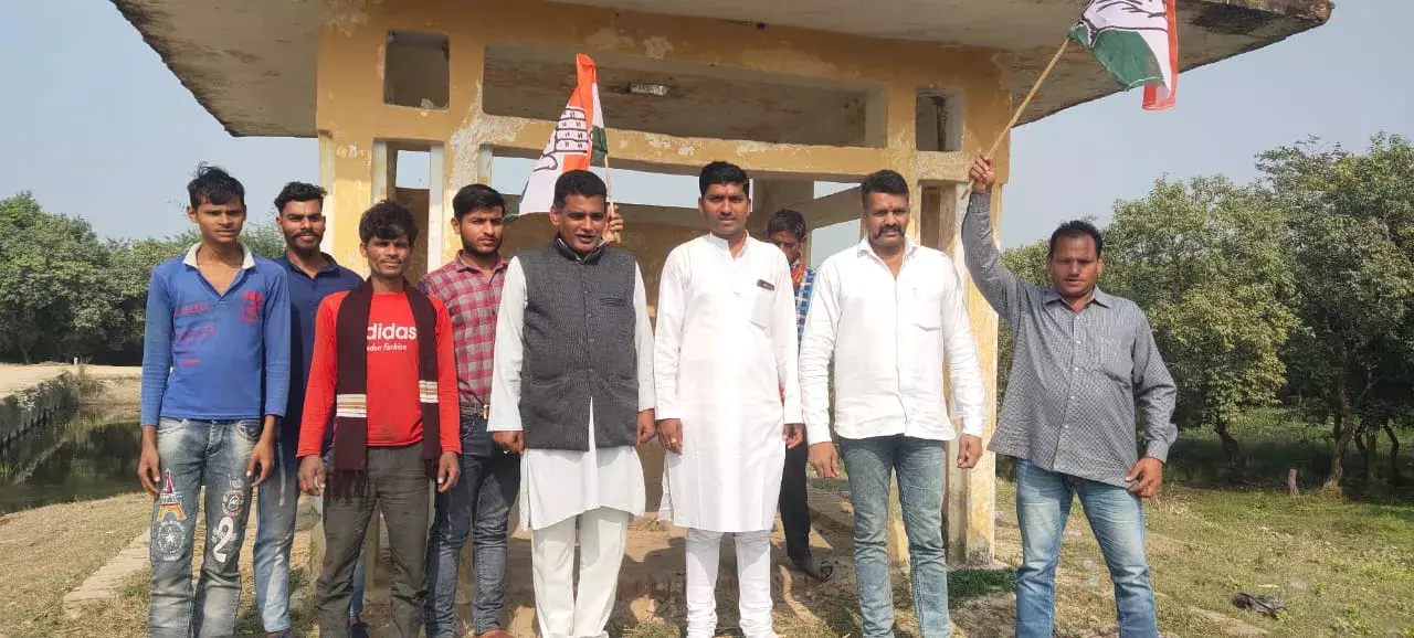 कैसरगंज में कांग्रेसियों ने निकाला जनजागरण पद यात्रा कैसरगंज में कांग्रेसियों ने निकाला जनजागरण पद यात्रा