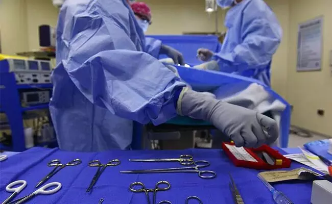 जिस नर्स ने करवाई 5000 महिलाओं की डिलीवरी, खुद के बच्चे को जन्म देने के बाद हुई मौत