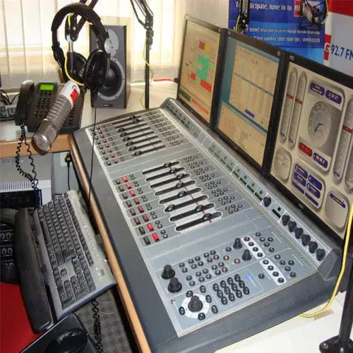 आकाशवाणी दे रहा लखनऊ के विद्यार्थीओ को आरजे बनने का भी मौका आकाशवाणी दे रहा लखनऊ के विद्यार्थीओ को आरजे बनने का भी मौका