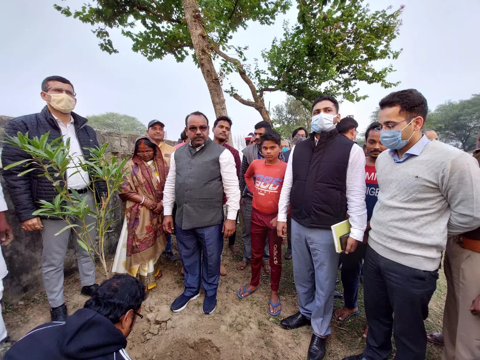 अधिकारी जनता से हो रूबरू-आयुक्त आजमगढ़ मंडल