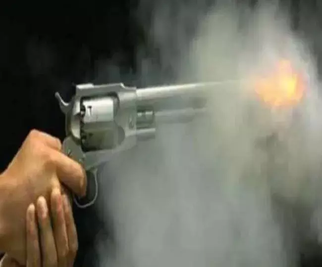 शिक्षक की पत्नी के बैग से टप्पेबाजो ने सोने के जेवरात व पैसे उड़ाये