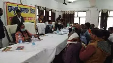 рдЕрдзрд┐рдХрд╛рд░реА рдЧреБрдгрд╡рддреНрддрд╛рдкреВрд░реНрдг рдХрд░реЗрдВ рдорд╛рдорд▓реЗ рдХрд╛ рдирд┐рд╕реНрддрд╛рд░рдг- рд╕реАрдбреАрдУ рдЕрдзрд┐рдХрд╛рд░реА рдЧреБрдгрд╡рддреНрддрд╛рдкреВрд░реНрдг рдХрд░реЗрдВ рдорд╛рдорд▓реЗ рдХрд╛ рдирд┐рд╕реНрддрд╛рд░рдг- рд╕реАрдбреАрдУ