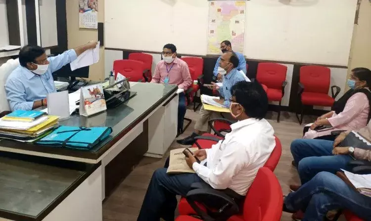 рд╕реАрдбреАрдУ рдиреЗ рдЖрд╡рд╛рд╕ рдпреЛрдЬрдирд╛рдУрдВ рдХреЗ рдкреНрд░рдЧрддрд┐ рдХреА рд╕рдореАрдХреНрд╖рд╛ рдХреА рд╕реАрдбреАрдУ рдиреЗ рдЖрд╡рд╛рд╕ рдпреЛрдЬрдирд╛рдУрдВ рдХреЗ рдкреНрд░рдЧрддрд┐ рдХреА рд╕рдореАрдХреНрд╖рд╛ рдХреА