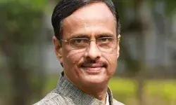 कोरोना जब चरम पर था और पूरा विपक्ष अपने घर में था तब मुख्यमंत्री योगी आदित्यनाथ जी अस्पतालों का दौरा कर रहे थे: डा. दिनेश शर्मा कोरोना जब चरम पर था और पूरा विपक्ष अपने घर में था तब मुख्यमंत्री योगी आदित्यनाथ जी अस्पतालों का दौरा कर रहे थे: डा. दिनेश शर्मा