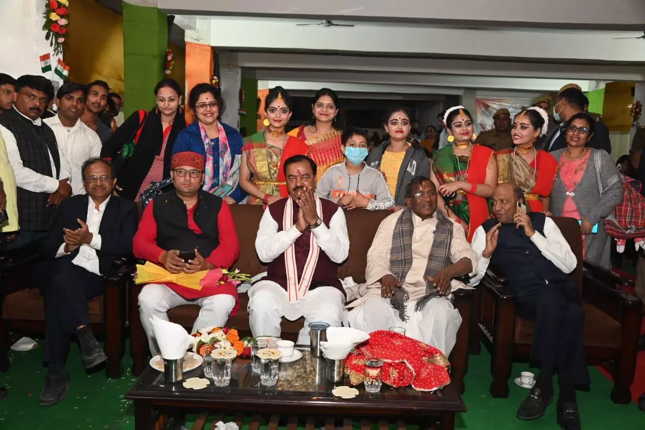 उप मुख्यमंत्री केशव प्रसाद मौर्य ने वाराणसी में आयोजित आजादी के अमृत महोत्सव कार्यक्रम में किया प्रतिभाग