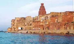 जनपद मथुरा मे यमुना नदी के केशीघाट (वृन्दावन)पर एक नये सार्वजनिक नौघाट की , की गई स्थापना