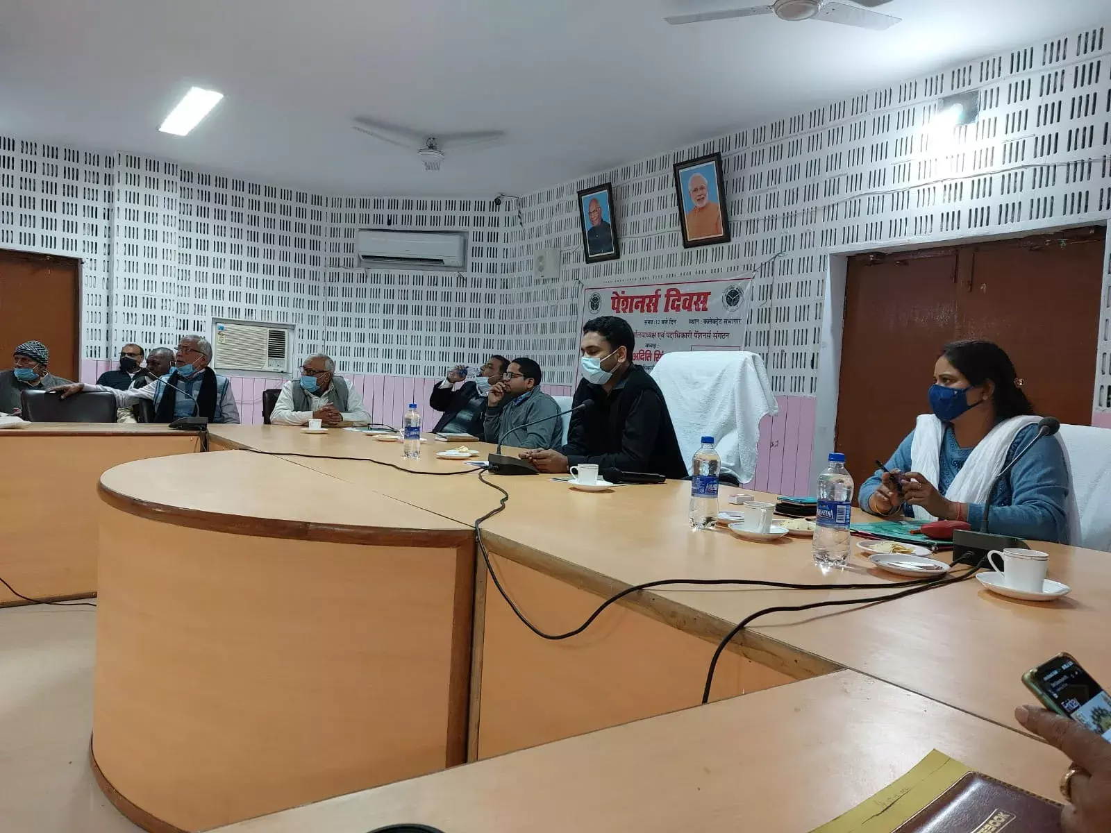 рдкреЗрдВрд╢рдирд░реЛрдВ рдХреЗ рд╕рд╛рде рднреЗрджрднрд╛рд╡ рдирд╛ рдХрд░реЗрдВ рдХрд▓ рд╣рдо рднреА рд╡рд╣реА рд╣реЛрдВрдЧреЗ-рд╕реАрдбреАрдУ рдкреЗрдВрд╢рдирд░реЛрдВ рдХреЗ рд╕рд╛рде рднреЗрджрднрд╛рд╡ рдирд╛ рдХрд░реЗрдВ рдХрд▓ рд╣рдо рднреА рд╡рд╣реА рд╣реЛрдВрдЧреЗ-рд╕реАрдбреАрдУ