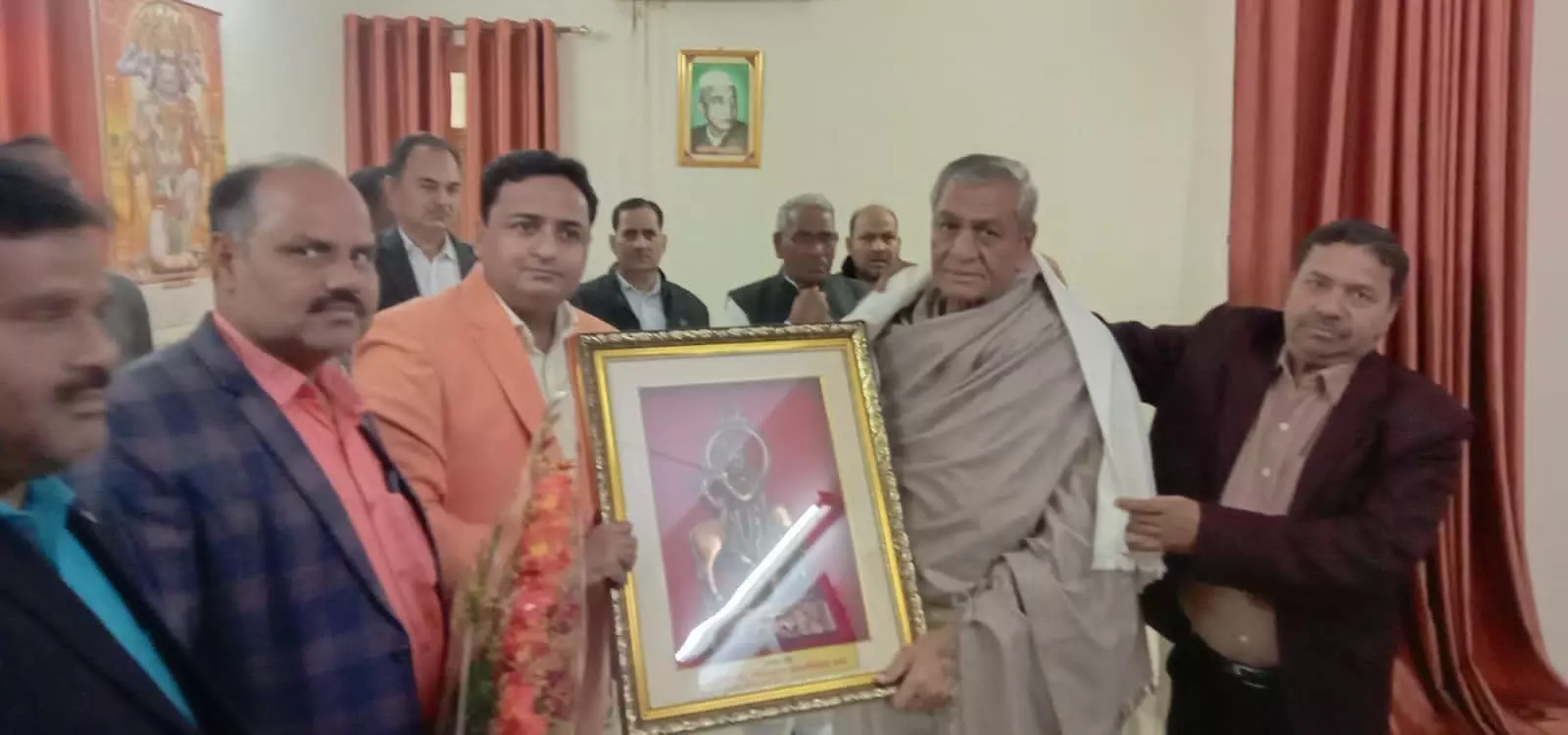 पशु चिकित्सा फार्मासिस्ट संवर्ग की वित्त विहीन मांगों के भी पूरा न होने पर संवर्ग ने पशुधन मंत्री से लगाई गुहार पशु चिकित्सा फार्मासिस्ट संवर्ग की वित्त विहीन मांगों के भी पूरा न होने पर संवर्ग ने पशुधन मंत्री से लगाई गुहार