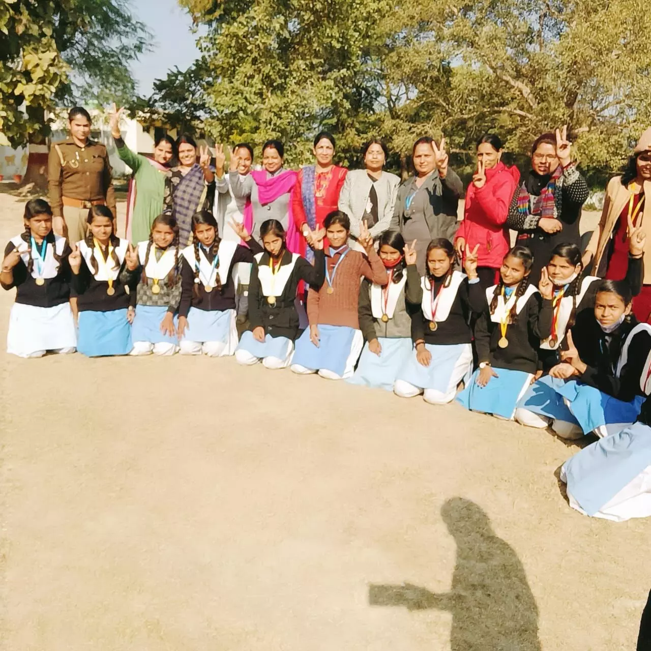एक दिवसीय वार्षिक खेलकूद प्रतियोगिता का किया गया आयोजन एक दिवसीय वार्षिक खेलकूद प्रतियोगिता का किया गया आयोजन