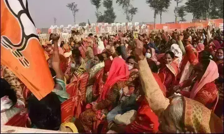 भारतीय जनता पार्टी की जनविश्वास यात्राओं का जगह-जगह आम लोगों, सामाजिक कार्यकर्ताओं, पूर्व सैनिकों सहित अन्य लोगों ने स्वागत किया भारतीय जनता पार्टी की जनविश्वास यात्राओं का जगह-जगह आम लोगों, सामाजिक कार्यकर्ताओं, पूर्व सैनिकों सहित अन्य लोगों ने स्वागत किया