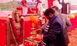 рддрд┐рд░реВ рдЙрддреНрд╕рд╡ рдореЗрдВ рдЫрд╛рддреНрд░реЛ рдиреЗ рд╕рд╛рдВрд╕реНрдХреГрддрд┐рдХ рдХрд╛рд░реНрдпрдХреНрд░рдореЛ рдХреА рдзрдорд╛рдХреЗрджрд╛рд░ рдкреНрд░рд╕реНрддреБрддрд┐ рддрд┐рд░реВ рдЙрддреНрд╕рд╡ рдореЗрдВ рдЫрд╛рддреНрд░реЛ рдиреЗ рд╕рд╛рдВрд╕реНрдХреГрддрд┐рдХ рдХрд╛рд░реНрдпрдХреНрд░рдореЛ рдХреА рдзрдорд╛рдХреЗрджрд╛рд░ рдкреНрд░рд╕реНрддреБрддрд┐