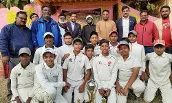 दौलत हुसैन इंटर कालेज ने जीता ख़िताब दौलत हुसैन इंटर कालेज ने जीता ख़िताब