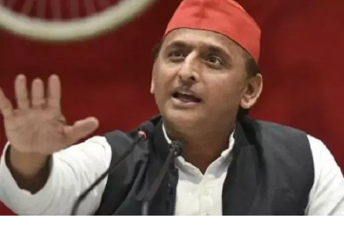 अखिलेश यादव की ईमानदार की छवि हुई तार तार* अखिलेश यादव की ईमानदार की छवि हुई तार तार*