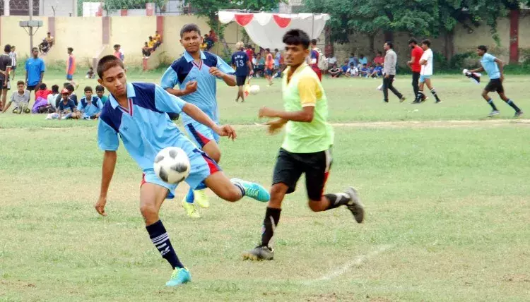 राज्यस्तरीय फुटबाल प्रतियोगिता 4 जनवरी से केराकत मेंः राजेश साहू राज्यस्तरीय फुटबाल प्रतियोगिता 4 जनवरी से केराकत मेंः राजेश साहू