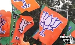 рднрд╛рдЬрдкрд╛ рдиреЗрддреНрд░реА рд░рд╢реНрдорд┐ рд╕рд┐рдВрд╣ рдиреЗ рдЕрдкрдиреЗ рд╣рдЬрд╛рд░реЛрдВ рд╕рдорд░реНрдердХреЛрдВ рдХреЗ рд╕рд╛рде рдореБрдмрд╛рд░рдХрдкреБрд░ рдкрд╣реБрдВрдЪрдХрд░ рдпреЛрдЧреА рдЖрджрд┐рддреНрдпрдирд╛рде рдХрд╛ рдХрд┐рдпрд╛ рднрд╡реНрдп рд╕реНрд╡рд╛рдЧрдд рднрд╛рдЬрдкрд╛ рдиреЗрддреНрд░реА рд░рд╢реНрдорд┐ рд╕рд┐рдВрд╣ рдиреЗ рдЕрдкрдиреЗ рд╣рдЬрд╛рд░реЛрдВ рд╕рдорд░реНрдердХреЛрдВ рдХреЗ рд╕рд╛рде рдореБрдмрд╛рд░рдХрдкреБрд░ рдкрд╣реБрдВрдЪрдХрд░ рдпреЛрдЧреА рдЖрджрд┐рддреНрдпрдирд╛рде рдХрд╛ рдХрд┐рдпрд╛ рднрд╡реНрдп рд╕реНрд╡рд╛рдЧрдд