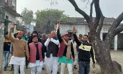 पूर्व मंत्री पथरदेवा क्षेत्र में किया जनसंपर्क