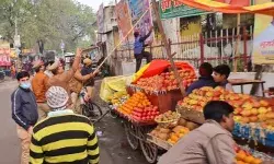 मोहनलालगंज मे बैनर व पोस्टर हटे प्रशासन ने चलाया आचार संहिता का डंडा