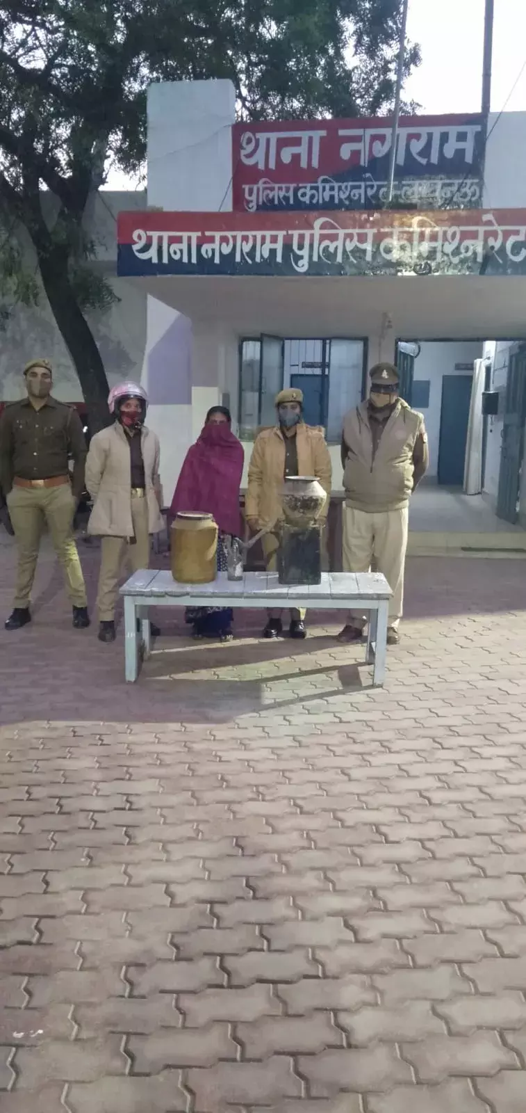 अवैध कच्ची शराब बनाने की भट्ठी व उपकरण सहित 9 लीटर कच्ची शराब  सहित गिरफ्तार भेजा जेल