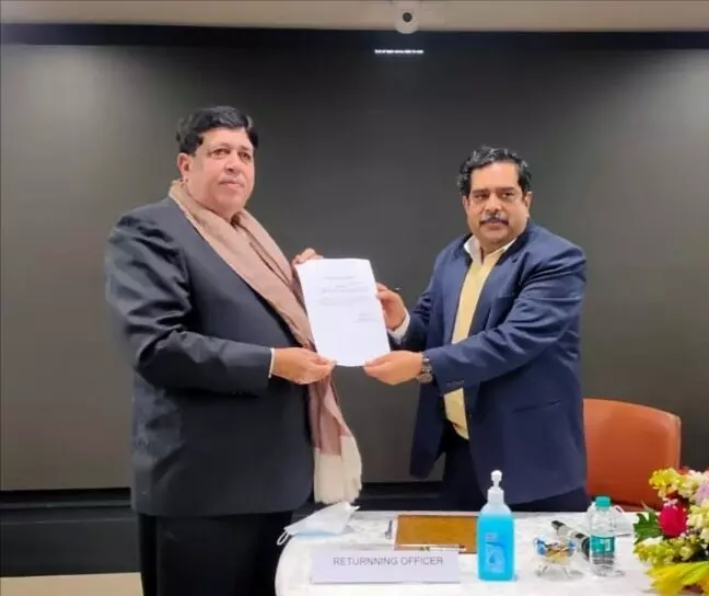 सरोजनी नगर थाना प्रभारी संतोष कुमार आर्य ने निकाला फ्लैग मार्च सरोजनी नगर थाना प्रभारी संतोष कुमार आर्य ने निकाला फ्लैग मार्च