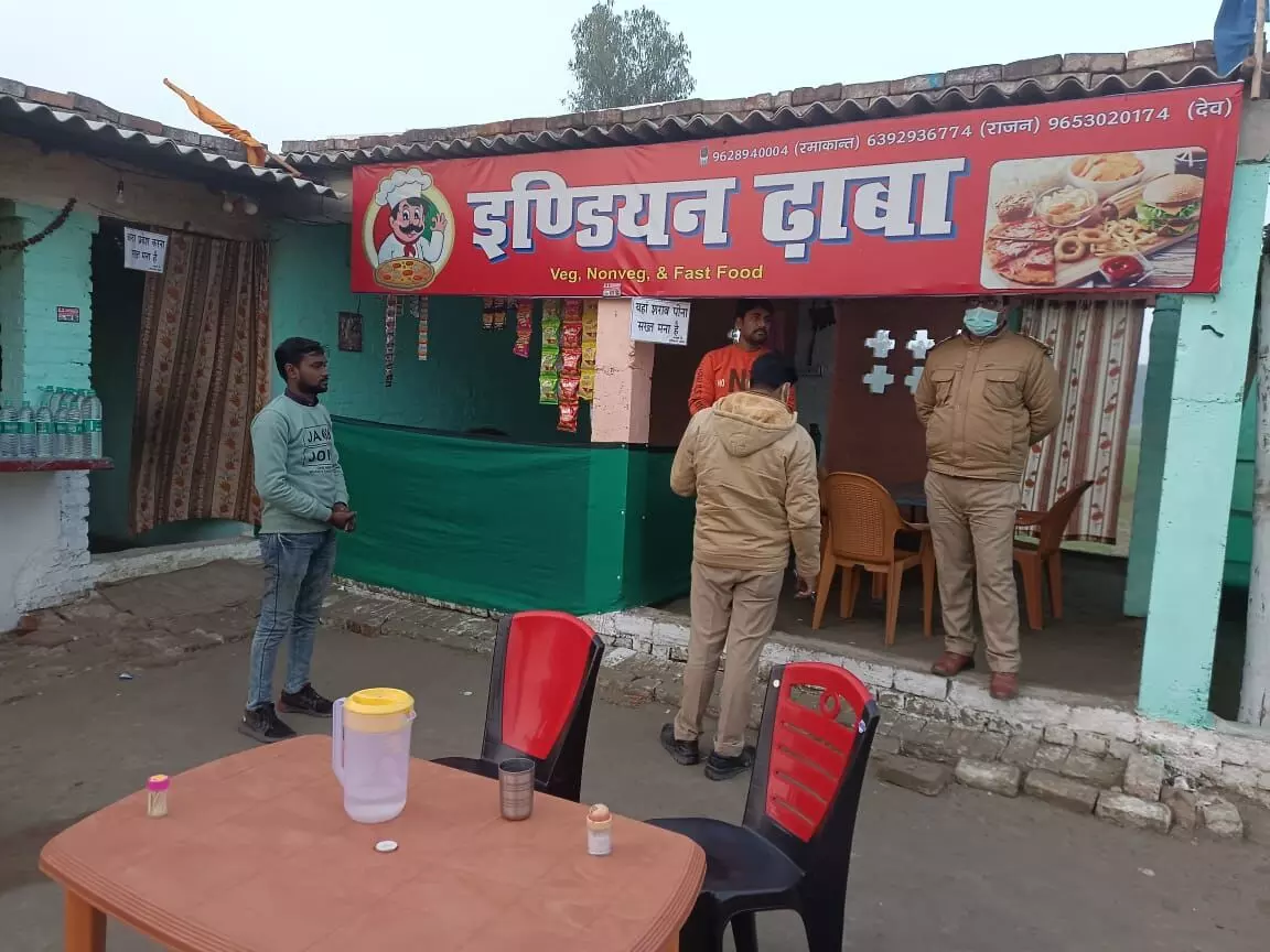 आबकारी विभाग ने की छापेमारी।