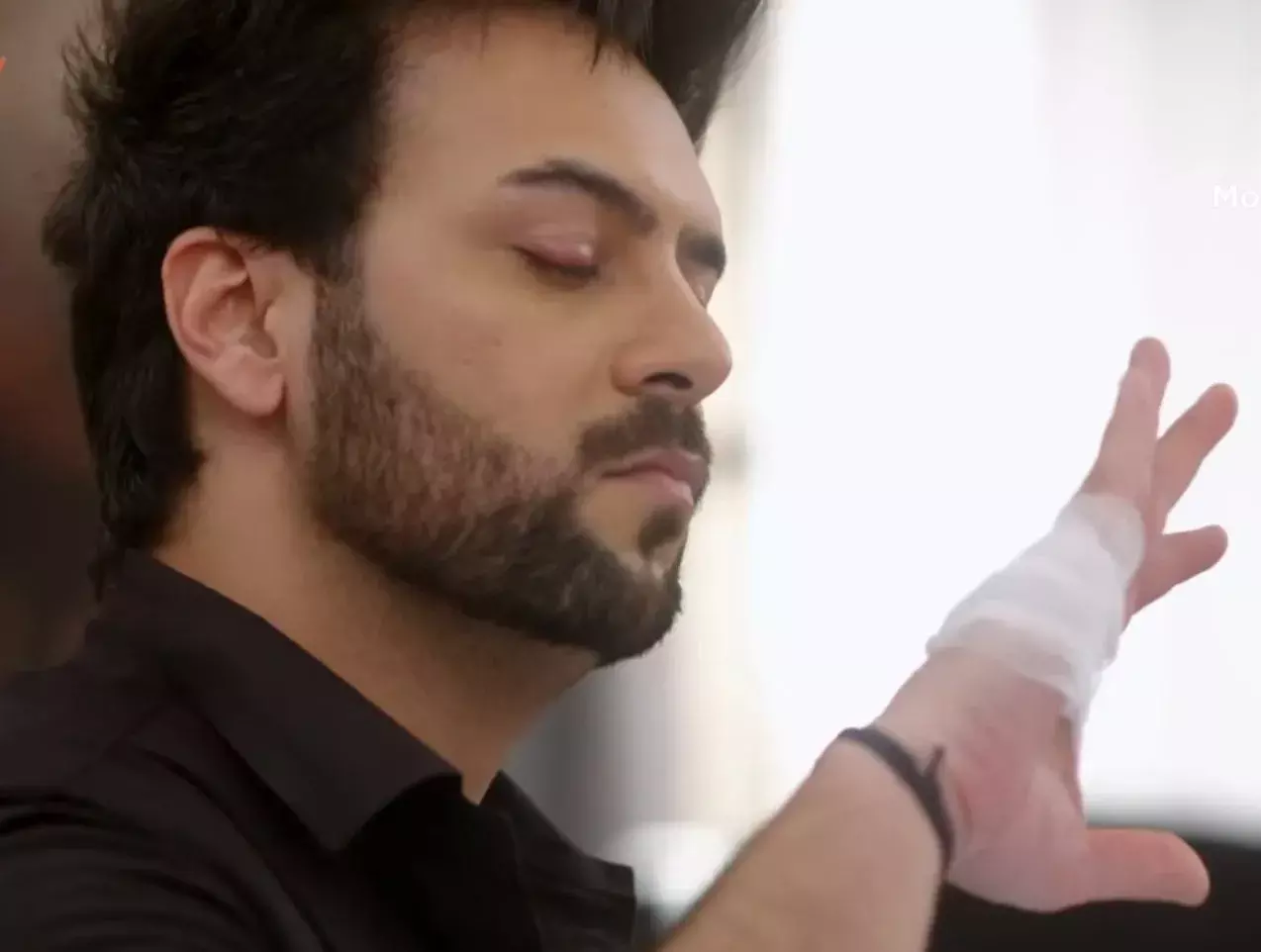 рд╕рдВрдЬрдп рдЧрдЧрдирд╛рдиреА рдиреЗ рдХрд╣рд╛- рдж рд╢реЛ рдорд╕реНрдЯ рдЧреЛ рдСрди! рд╕рдВрдЬрдп рдЧрдЧрдирд╛рдиреА рдиреЗ рдХрд╣рд╛- рдж рд╢реЛ рдорд╕реНрдЯ рдЧреЛ рдСрди!