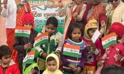 गुड़िया वेलफेयर फाउंडेशन न्यास ने बच्चों संग मनाया गणतंत्र दिवस