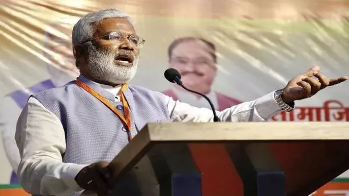 सपा की करारी हार देख हताशा में हैं अखिलेश यादव-स्वतंत्र देव सिंह