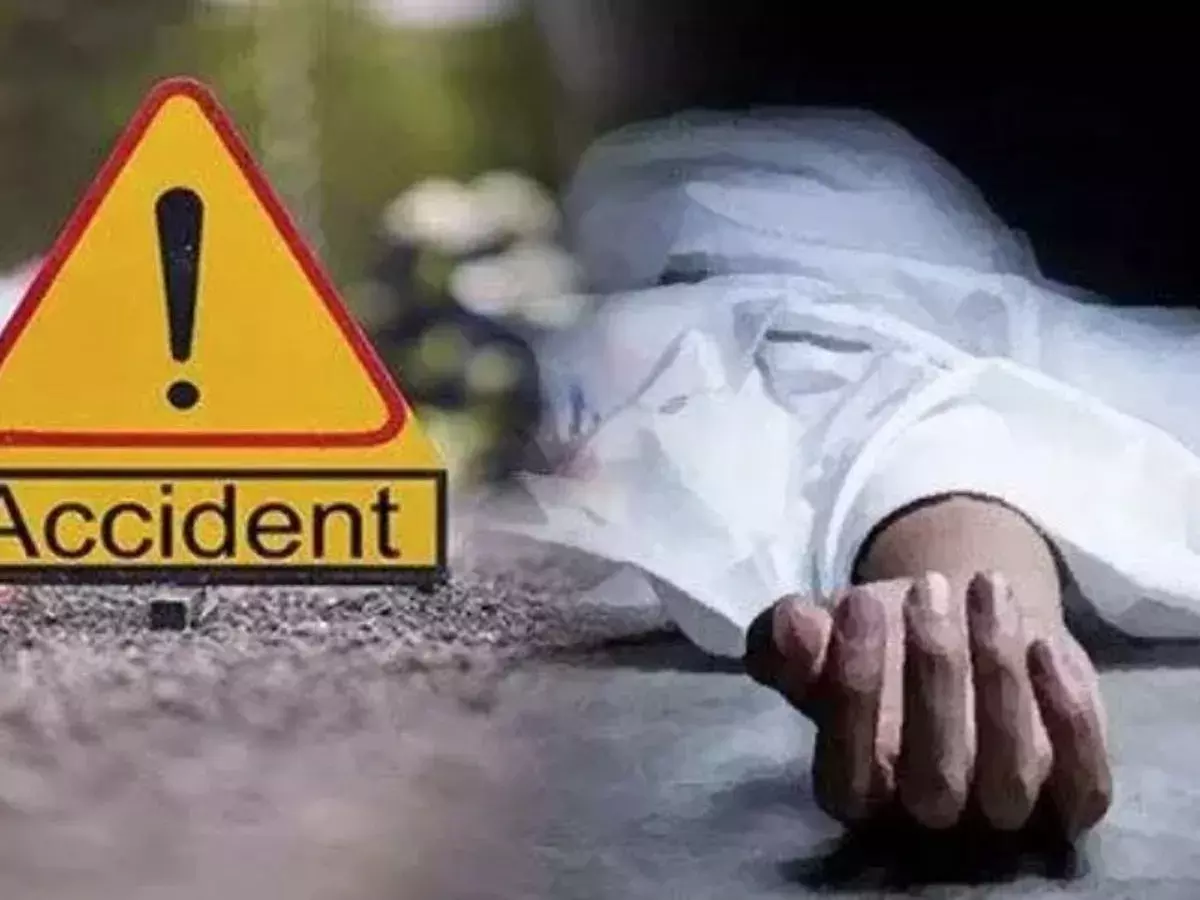 मार्ग दुर्घटना में एक युवक की मौत दूसरा गंभीर घायल