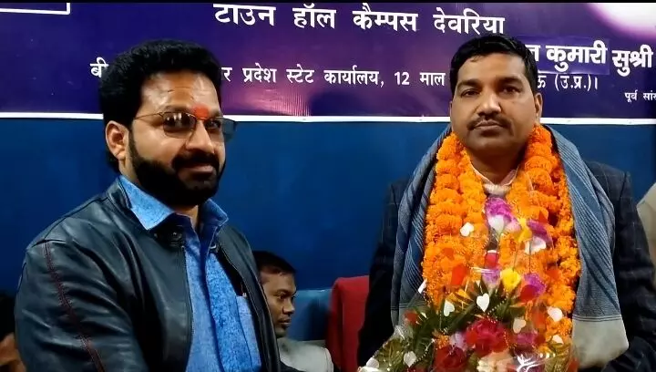 कांग्रेस छोड़ बसपा के हुए संदेश यादव, रामपुरकारखाना से उतरे मैदान में कांग्रेस छोड़ बसपा के हुए संदेश यादव, रामपुरकारखाना से उतरे मैदान में