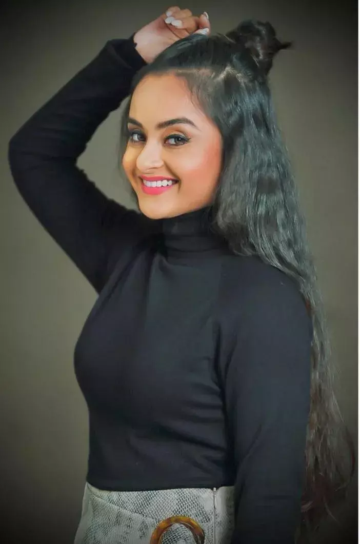 बताये सर्दियों में दमकती त्वचा के राज