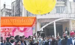 जेसीआई जौनपुर व रेडक्रास सोसाइटी ने लगाया स्काई बैलून