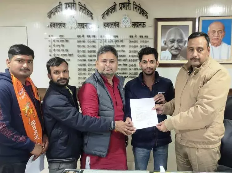 शिवसेना ने कश्मीर मामले में विभिन्न कम्पनियों के खिलाफ खोला मोर्चा