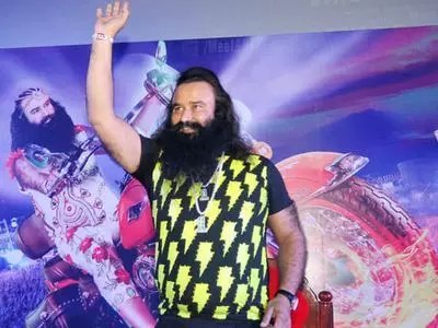 डेरा सच्चा सौदा के गुरमीत राम रहीम को मिला फरलो डेरा सच्चा सौदा के गुरमीत राम रहीम को मिला फरलो