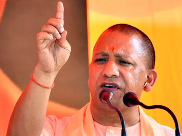 लखनऊ के जिला कार्यक्रम अधिकारी ने मंत्री पर लगाया आरोप लखनऊ के जिला कार्यक्रम अधिकारी ने मंत्री पर लगाया आरोप
