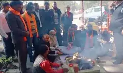 सरोजिनी नगर बार एसोसिएशन ने राजेश्वर सिंह की विजय होने के उपलक्ष में हवन किया