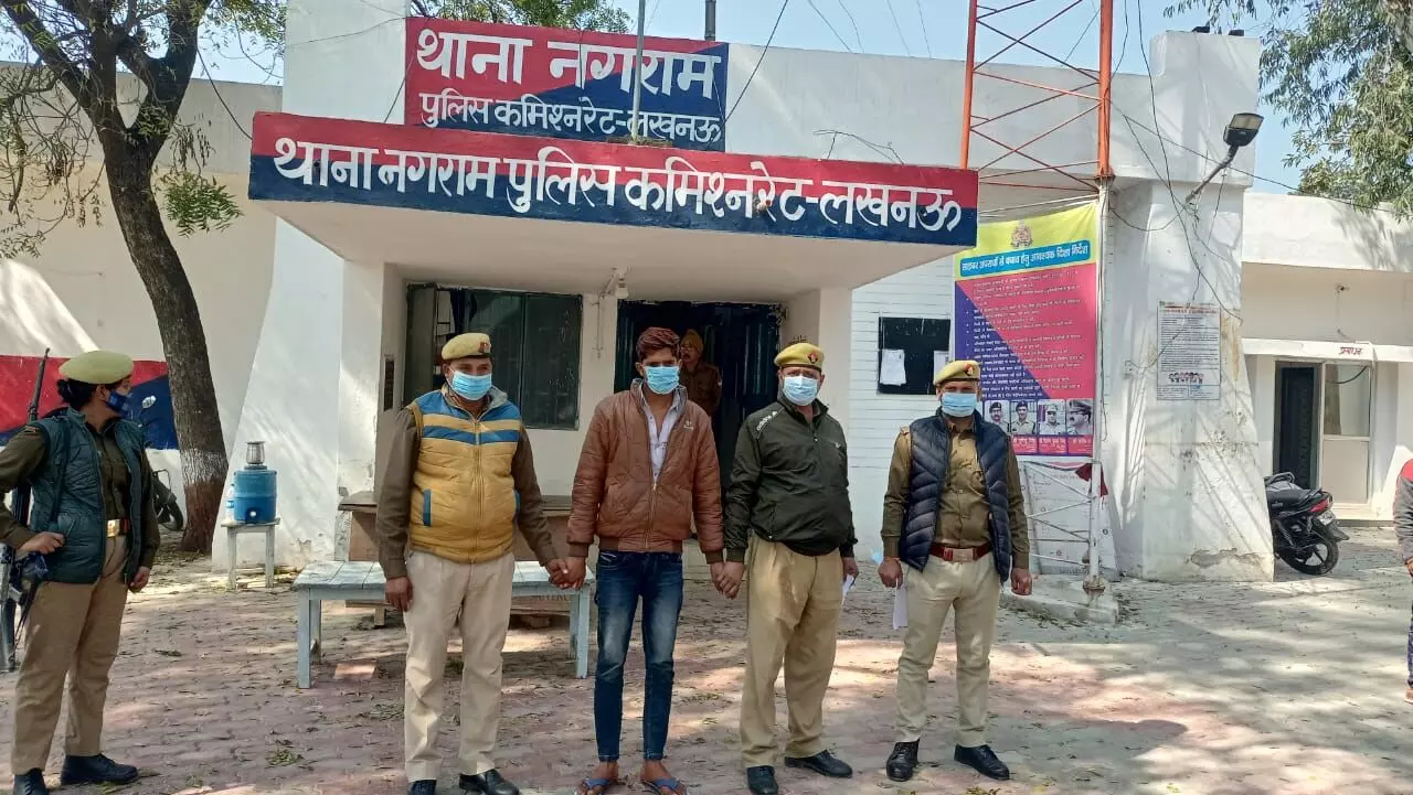 घटना के दस दिन बाद पतौना निवासी किसान शिव कुमार की हत्या मे नामजद एक हत्यारोपी गिरफ्तार, भेजा गया जेल घटना के दस दिन बाद पतौना निवासी किसान शिव कुमार की हत्या मे नामजद एक हत्यारोपी गिरफ्तार, भेजा गया जेल
