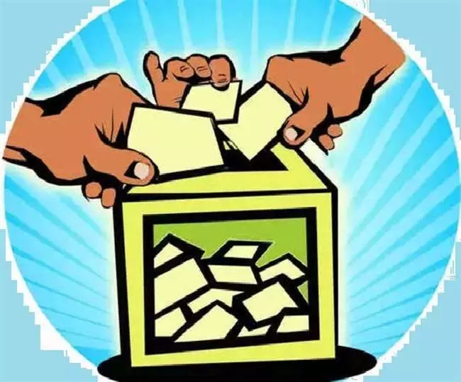 जनसमस्याओं की बात ना करके प्रत्याशी धर्म, जाति पर कर रहे राजनीति, जनता भी मौन जनसमस्याओं की बात ना करके प्रत्याशी धर्म, जाति पर कर रहे राजनीति, जनता भी मौन