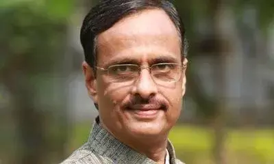 सपा बसपा और कांग्रेस विघटनकारी सोंच को संरक्षण देने वाली पार्टियां - डा दिनेश शर्मा सपा बसपा और कांग्रेस विघटनकारी सोंच को संरक्षण देने वाली पार्टियां - डा दिनेश शर्मा