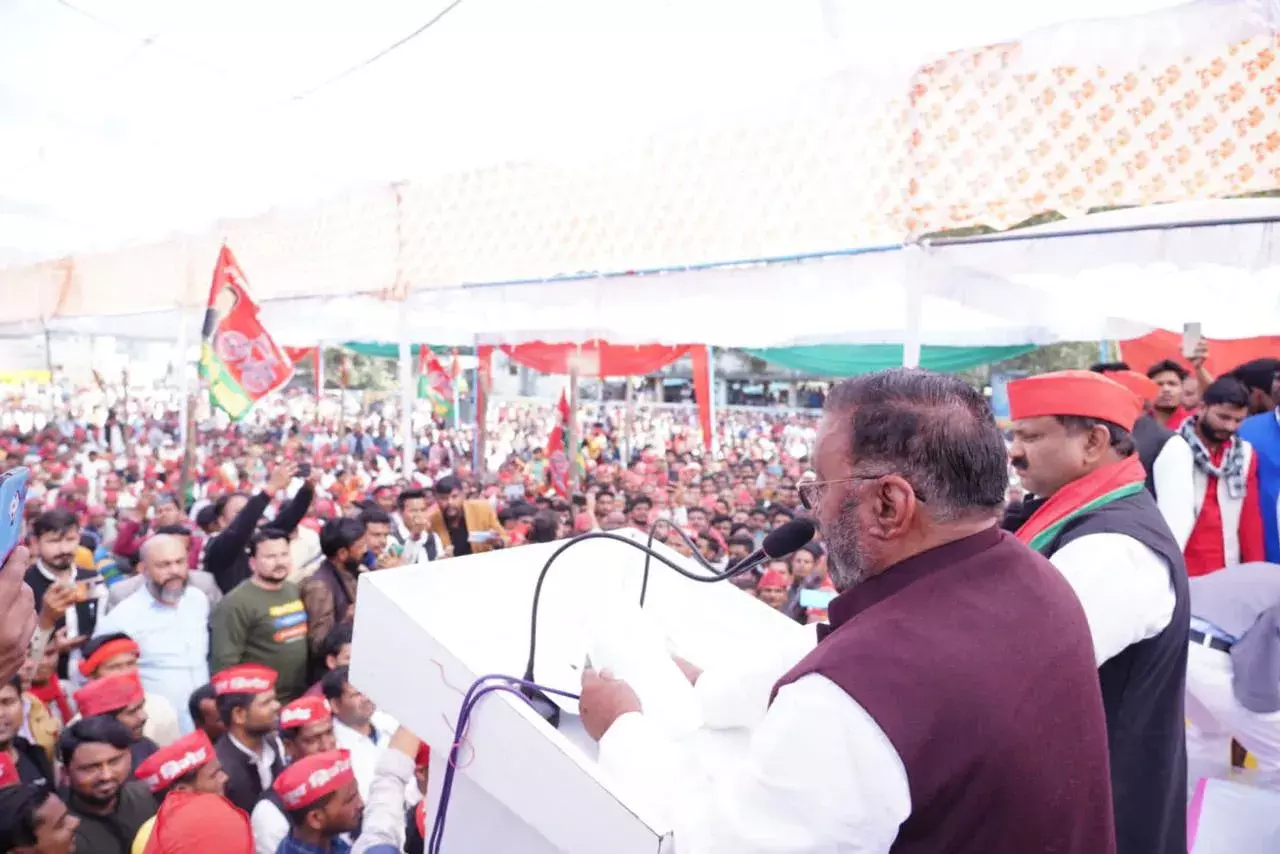 भाजपा का सफाया कर योगी को मठ में भेजेंगे ----- स्वामी प्रसाद मौर्य