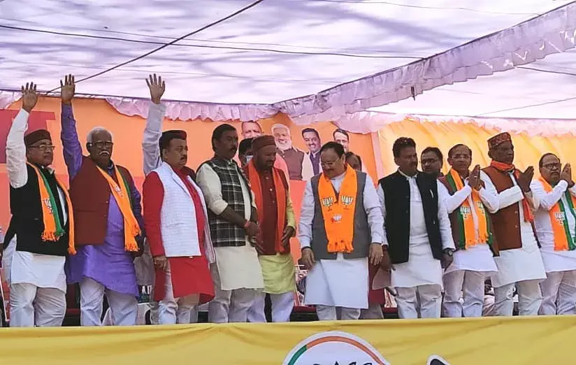 अखिलेश ने किया आतंकियों के मुकदमे वापस लेने का पाप : जेपी नड्डा*