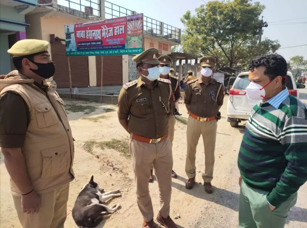 प्रेक्षक ने क्रिटिकल वल्नरेबल बूथो तथा बैरियर/पिकेट का किया निरीक्षण
