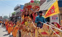 भागवत कथा की पूर्व संध्या पर निकाली गयी भव्य कलश यात्रा