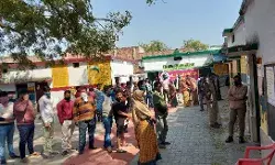 पत्रकार बंधु मत प्रतिशत बढ़ाने में योगदान दें-जिला निर्वाचन अधिकारी