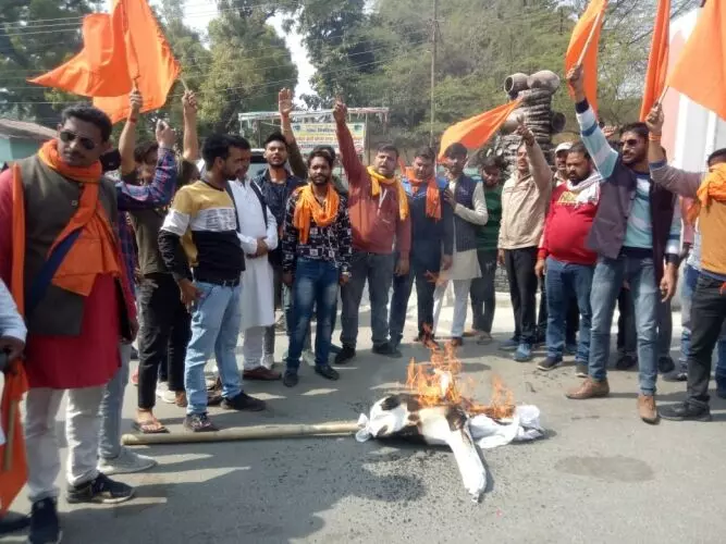 कर्नाटक में हर्षा की हत्या के विरोध में बजरंग दल ने नगर मजिस्ट्रेट को ज्ञापन सौंपा सोंपा ज्ञापन कर्नाटक में हर्षा की हत्या के विरोध में बजरंग दल ने नगर मजिस्ट्रेट को ज्ञापन सौंपा सोंपा ज्ञापन