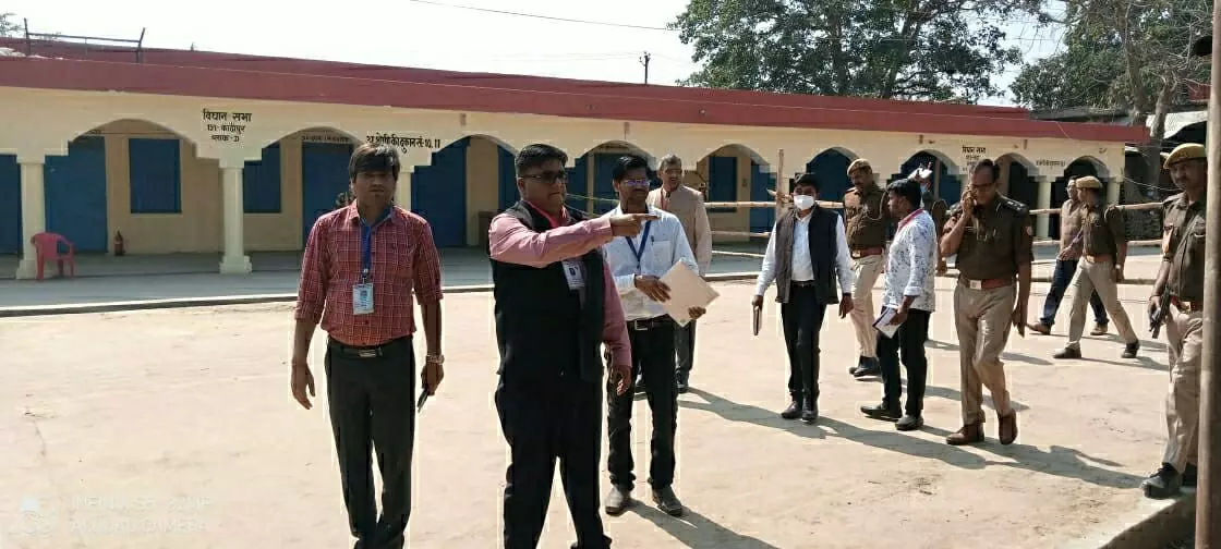 जिला निर्वाचन अधिकारी ने मतगणना केंद्र का किया निरीक्षण जिला निर्वाचन अधिकारी ने मतगणना केंद्र का किया निरीक्षण