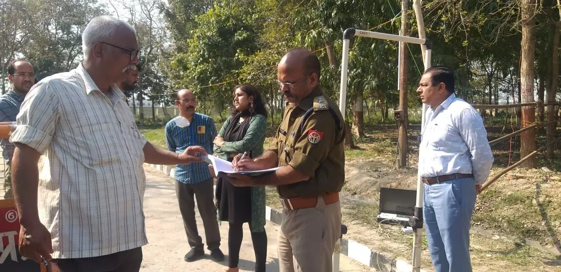 जिला निर्वाचन अधिकारी एवं पुलिस अधीक्षक ने कलेक्ट्रेट स्थित स्ट्रांगरूम व तथागत हाल का निरीक्षण कर लिया जायजा जिला निर्वाचन अधिकारी एवं पुलिस अधीक्षक ने कलेक्ट्रेट स्थित स्ट्रांगरूम व तथागत हाल का निरीक्षण कर लिया जायजा