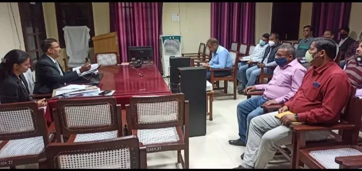 मतगणना कार्मिकों का प्रथम रेण्डमाईजेशन सम्पन्न मतगणना कार्मिकों का प्रथम रेण्डमाईजेशन सम्पन्न