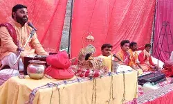 प्रेम है जीवन का आधार प्रेम से ही होता है भवसागर पार --- रामेंद्र दास